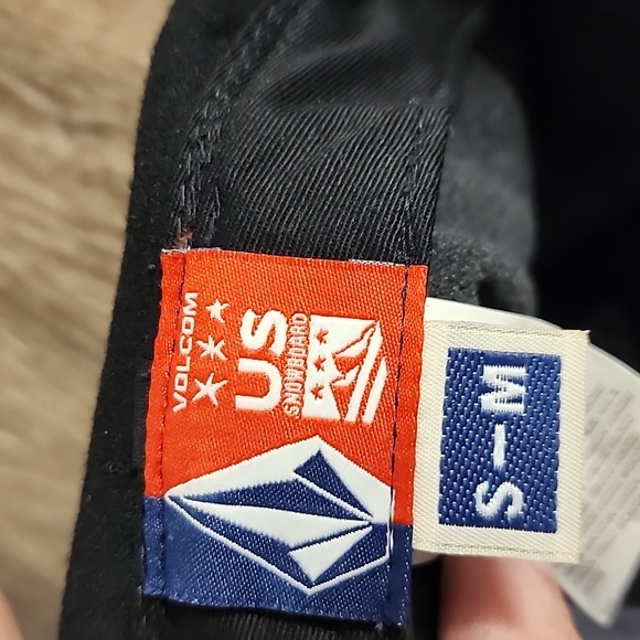 🔴 🔚🔜 SALE Volcom Snowboard USA 🇺🇸  Felt Hat with Ear Flaps - Picture 3 of 10